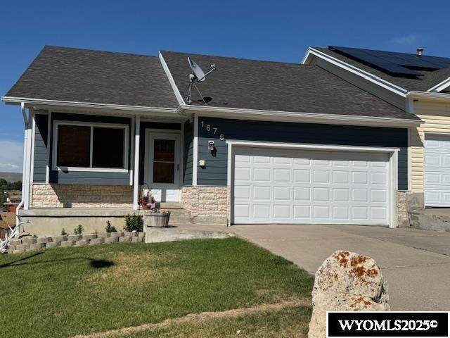 1676 Nations Avenue - Photo 1