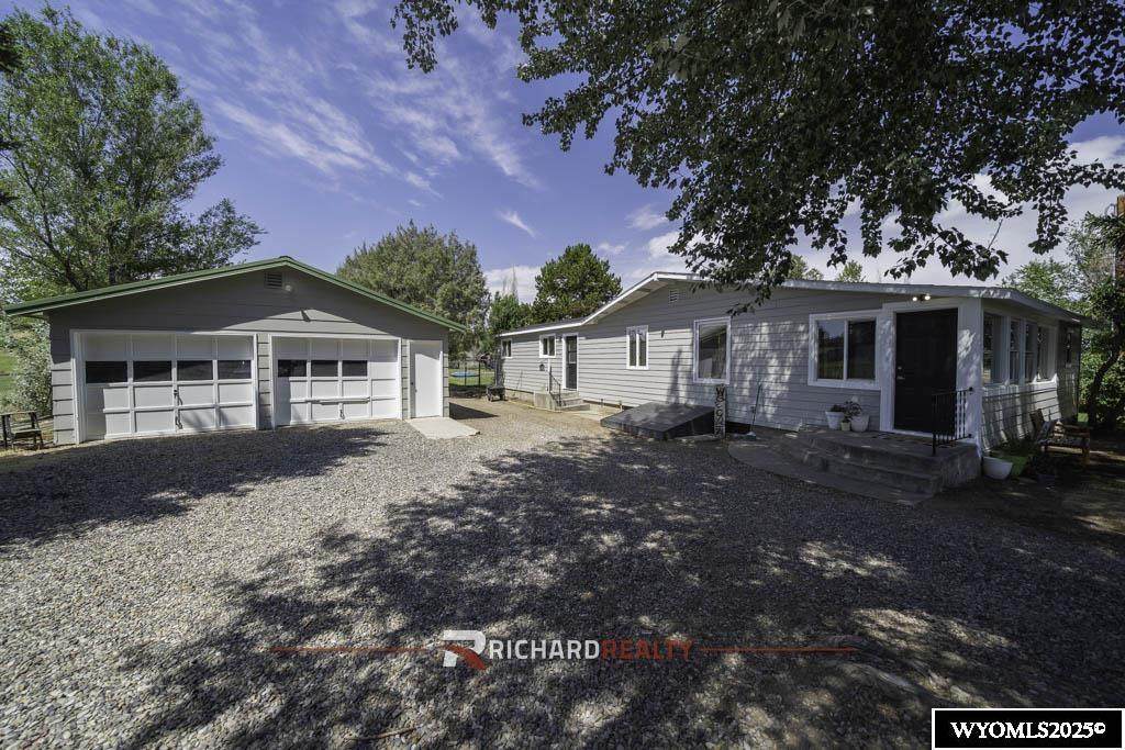 854 Us Hwy 20 - Photo 1