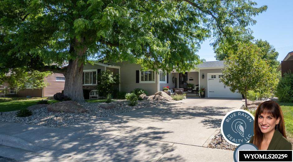 94 14th Street - Photo 1