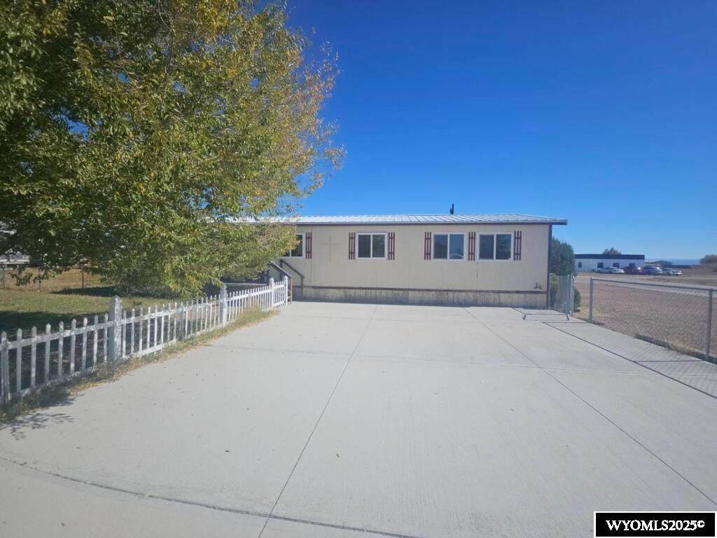 https://bt-photos.global.ssl.fastly.net/wyoming/orig_boomver_1_20255408-2.jpg