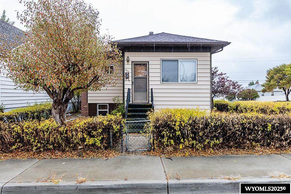 1002 Wyoming Street - Photo 1