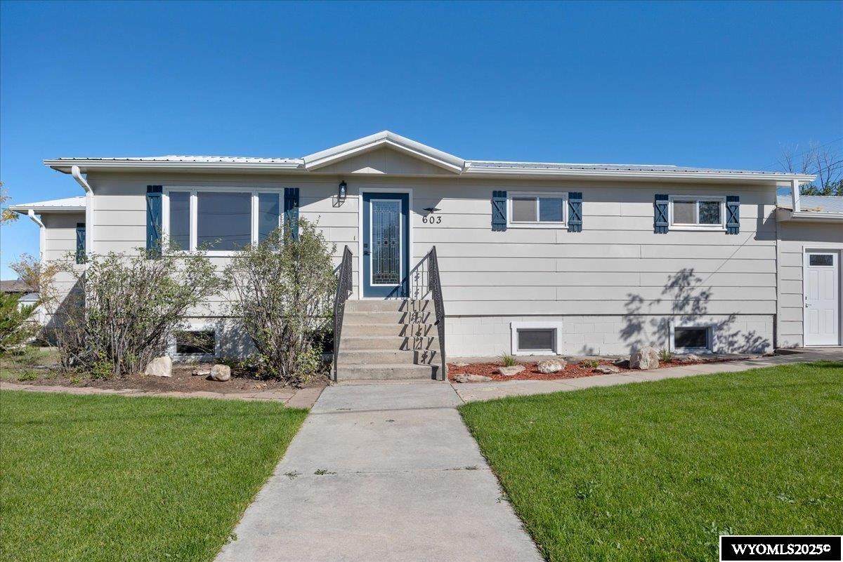 603 Wheatland St - Photo 1