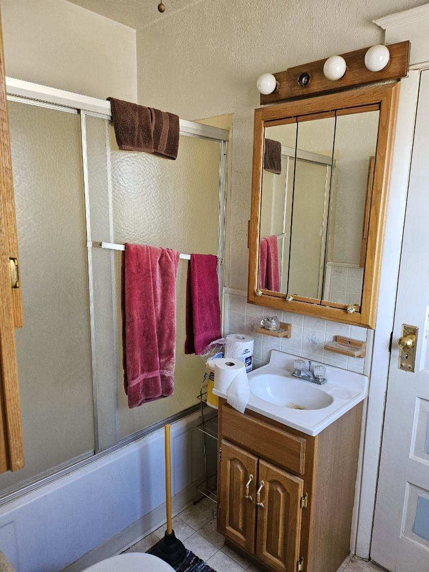 https://bt-photos.global.ssl.fastly.net/wyoming/1280_boomver_1_20256497-2.jpg