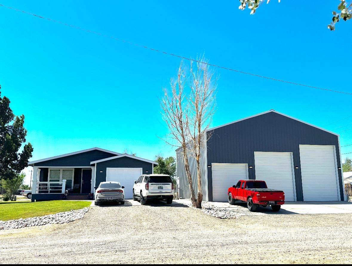 515 Oak  Street - Photo 1