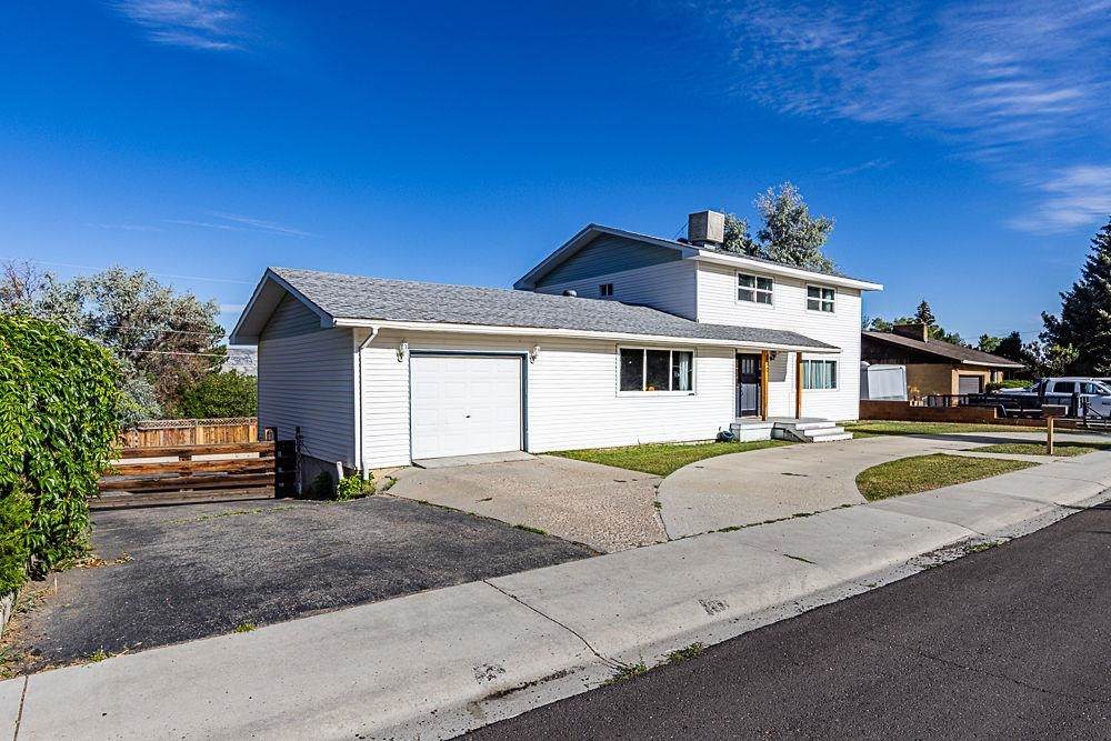 230 Jade Street - Photo 1