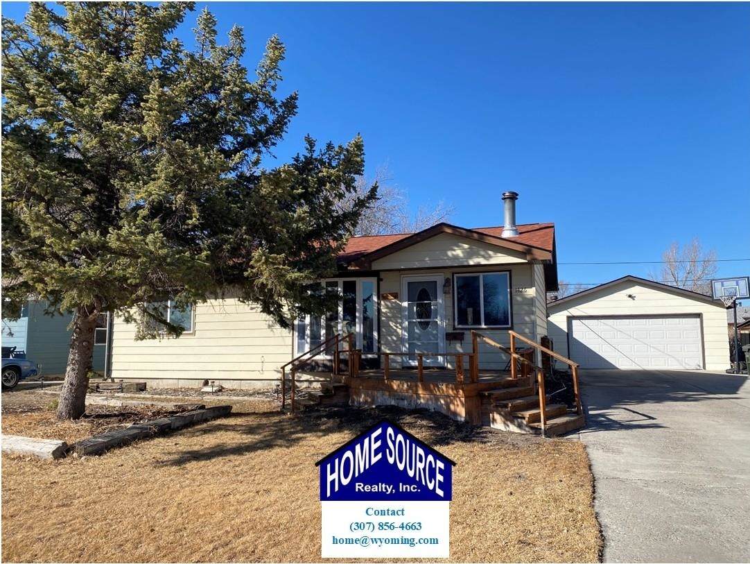 1426 Pershing Avenue - Photo 1