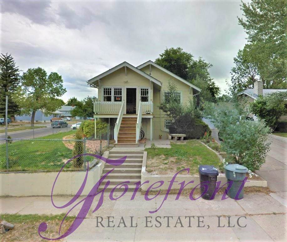 1305 Oak Street - Photo 1