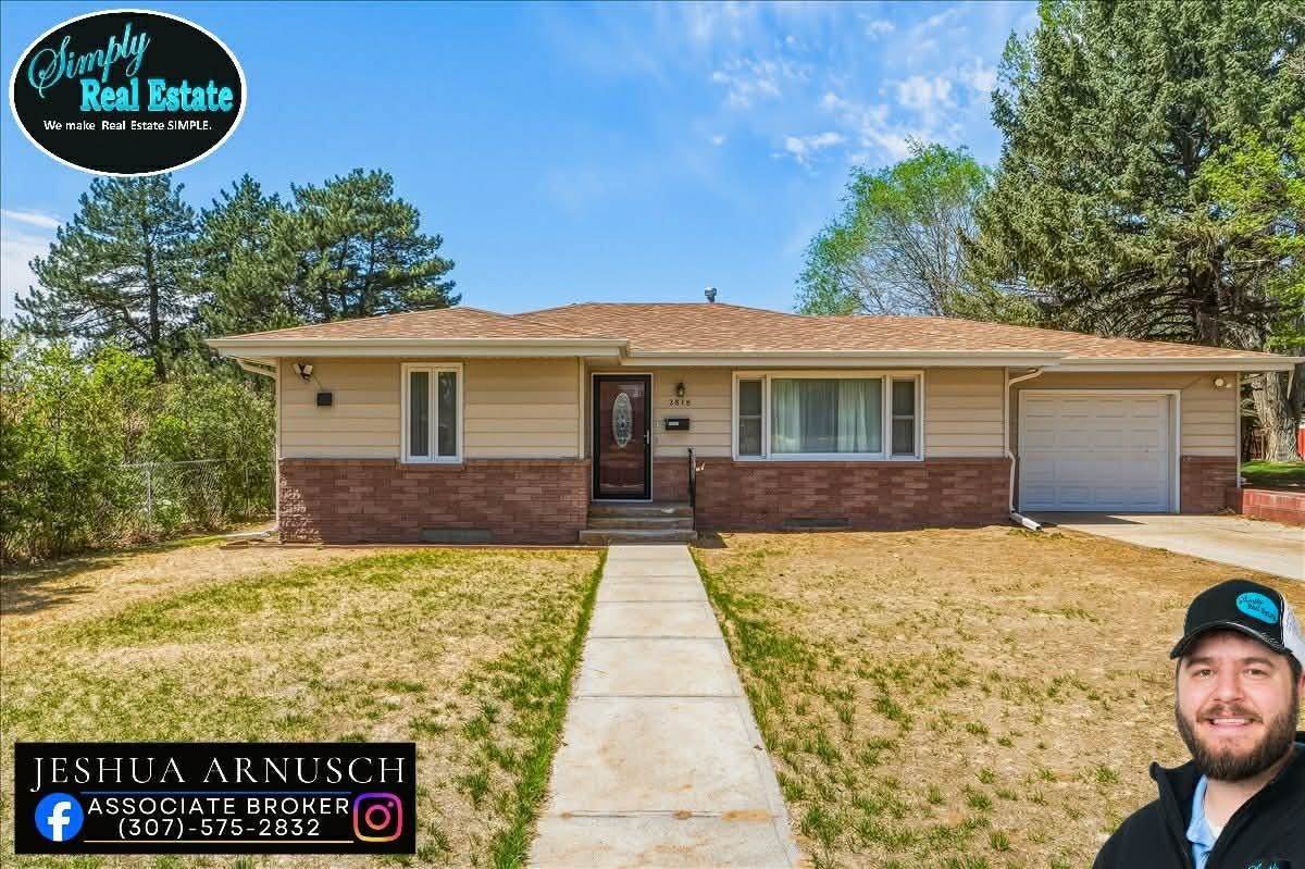 2818 East C Street - Photo 1