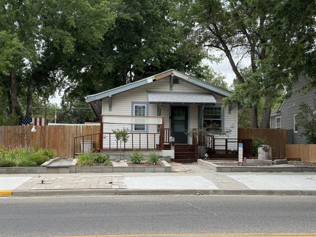 603 4th Street - Photo 1