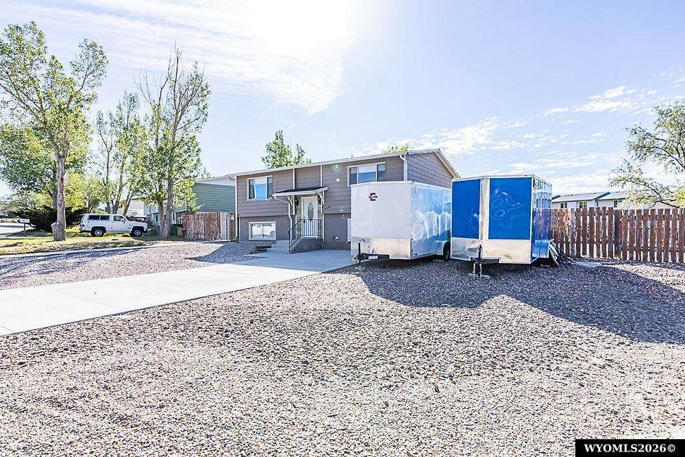 https://bt-photos.global.ssl.fastly.net/wyoming/orig_boomver_1_20262779-2.jpg