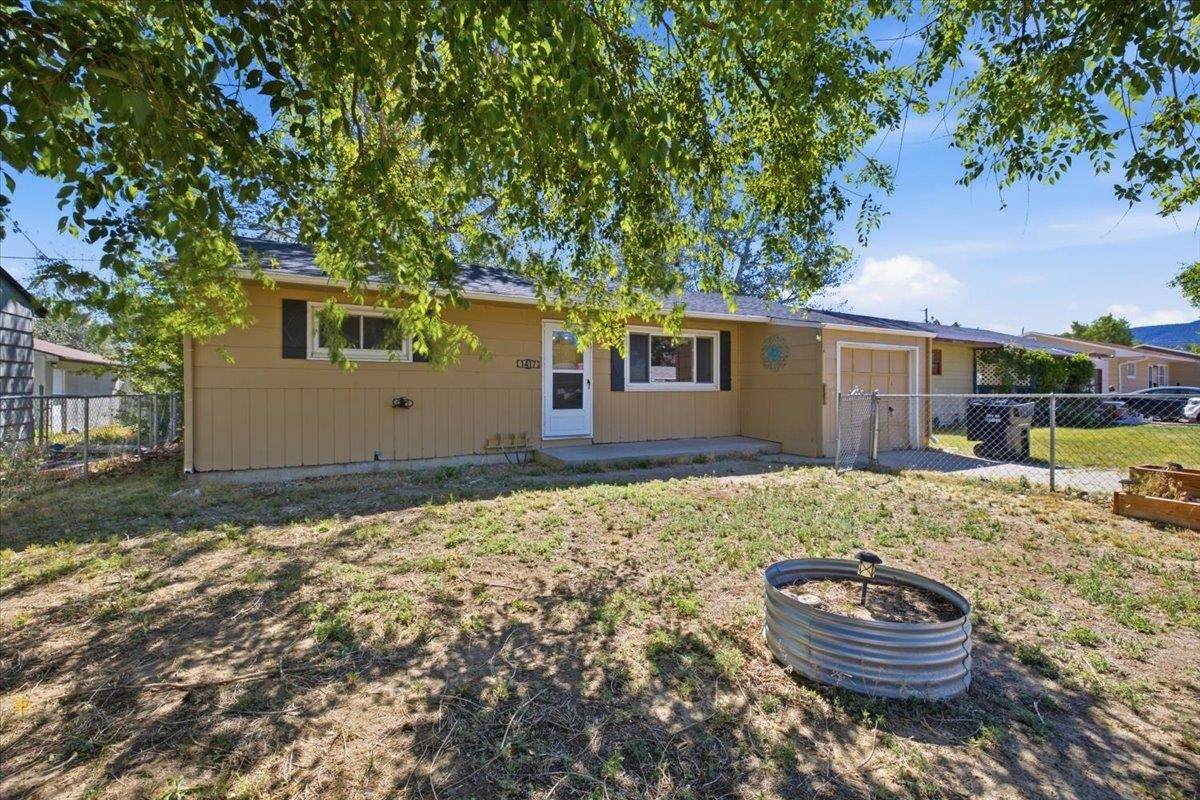 1417 Fetterman Avenue - Photo 1