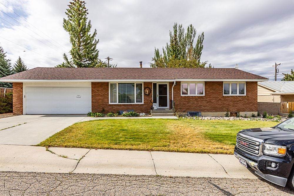 1938 Coral St - Photo 1