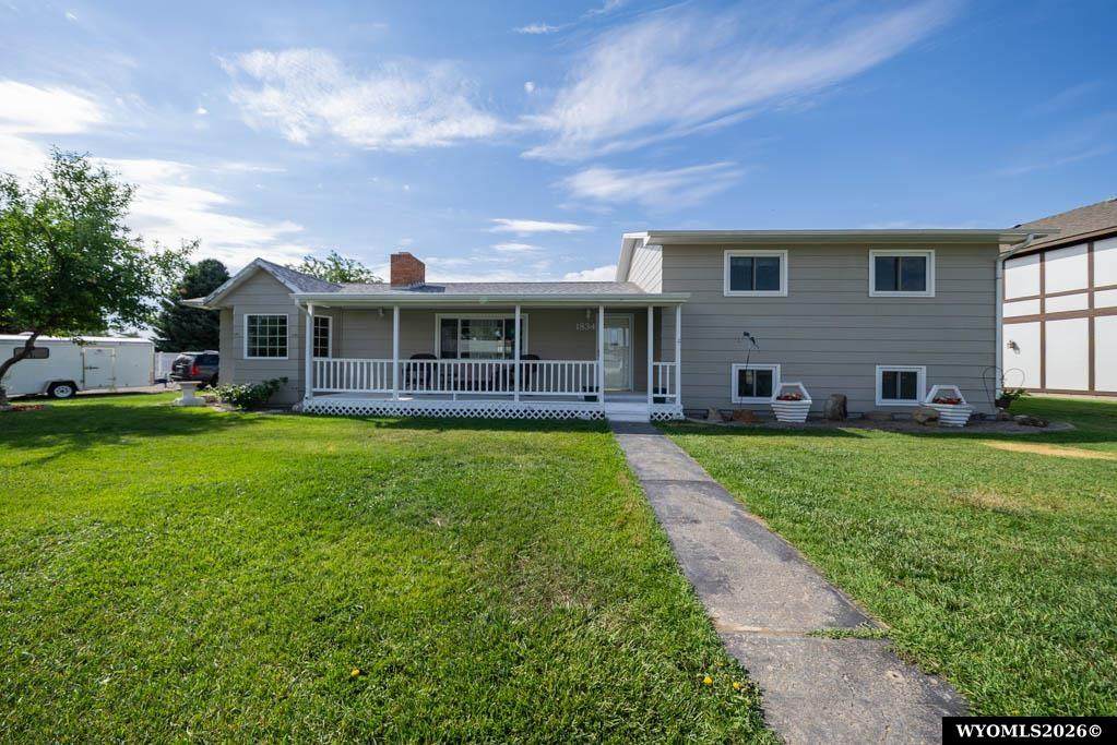 1834 Circle Rd - Photo 1