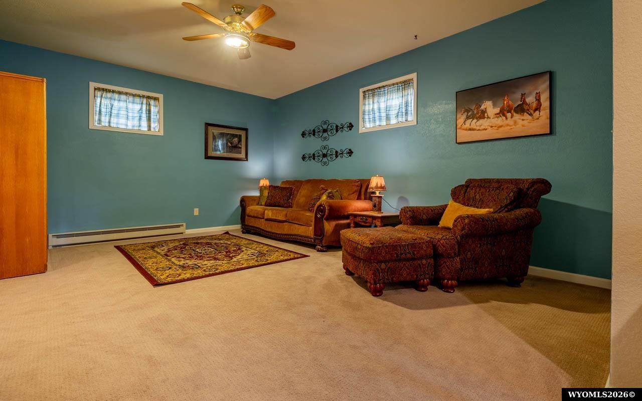 https://bt-photos.global.ssl.fastly.net/wyoming/orig_boomver_1_20263414-2.jpg