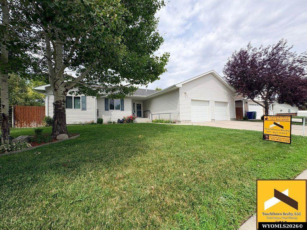 1502 Maple Lane - Photo 1
