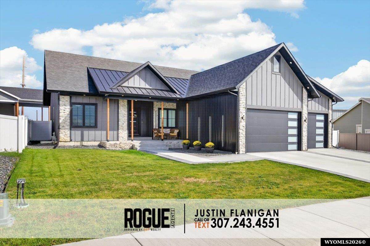 3062 Drayton Way - Photo 1
