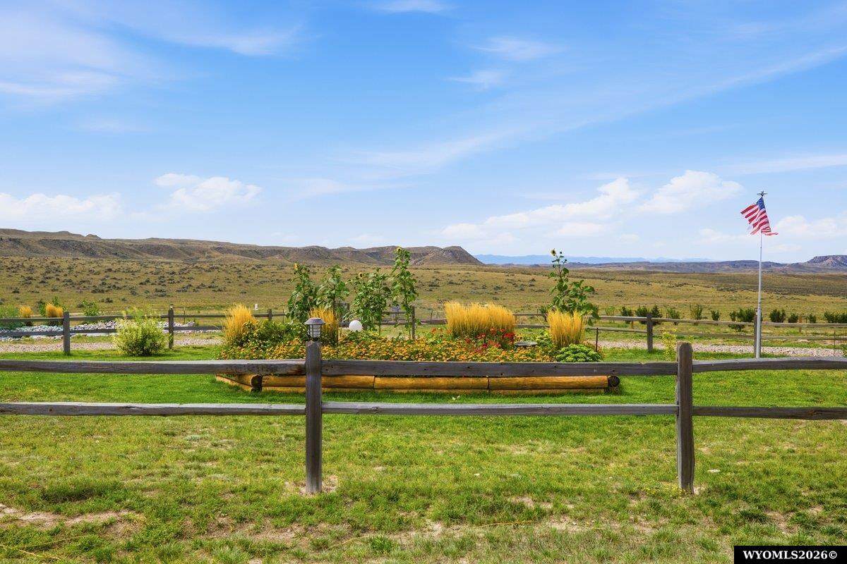 https://bt-photos.global.ssl.fastly.net/wyoming/orig_boomver_1_20264483-2.jpg