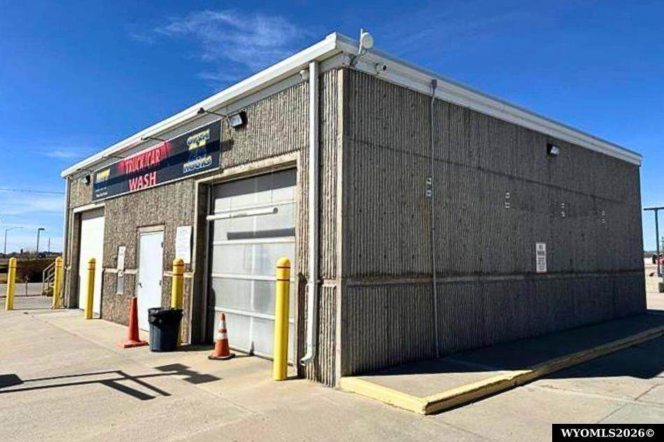 https://bt-photos.global.ssl.fastly.net/wyoming/orig_boomver_1_20264557-2.jpg