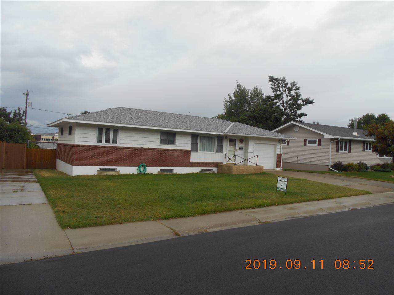 212 El Rancho Drive - Photo 1