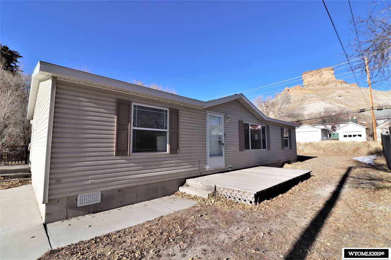240 Railroad Avenue - Photo 1