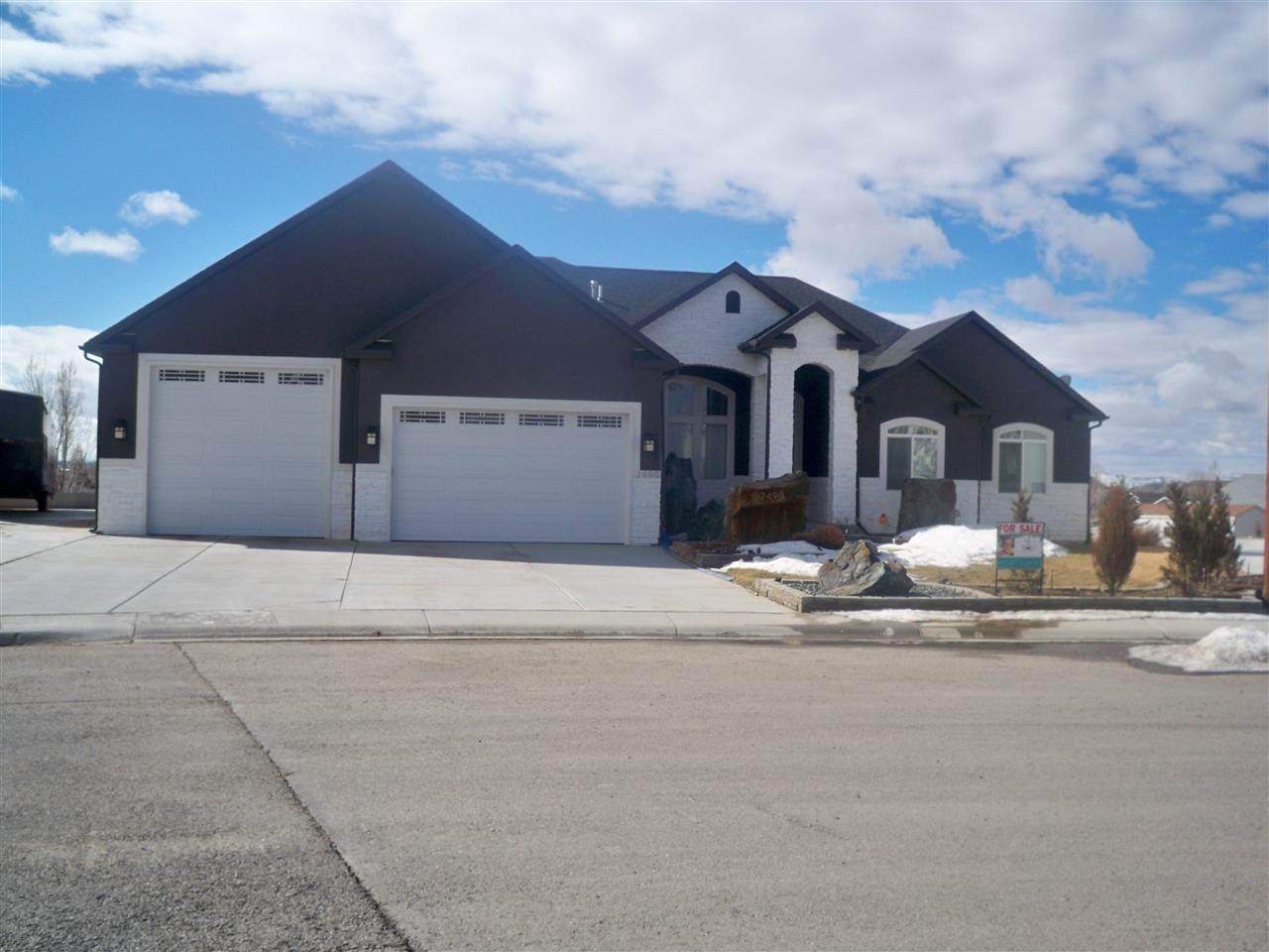 2490 Foxtail Lane - Photo 1