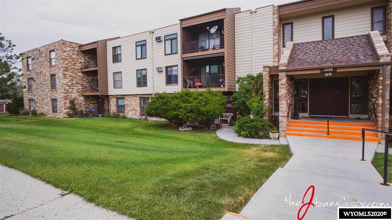 4500 Poplar #212 - Photo 1