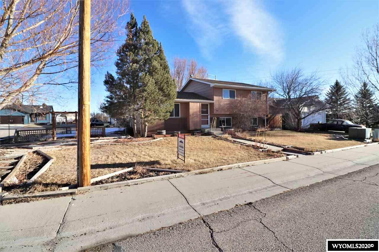 3107 Scott Drive - Photo 1