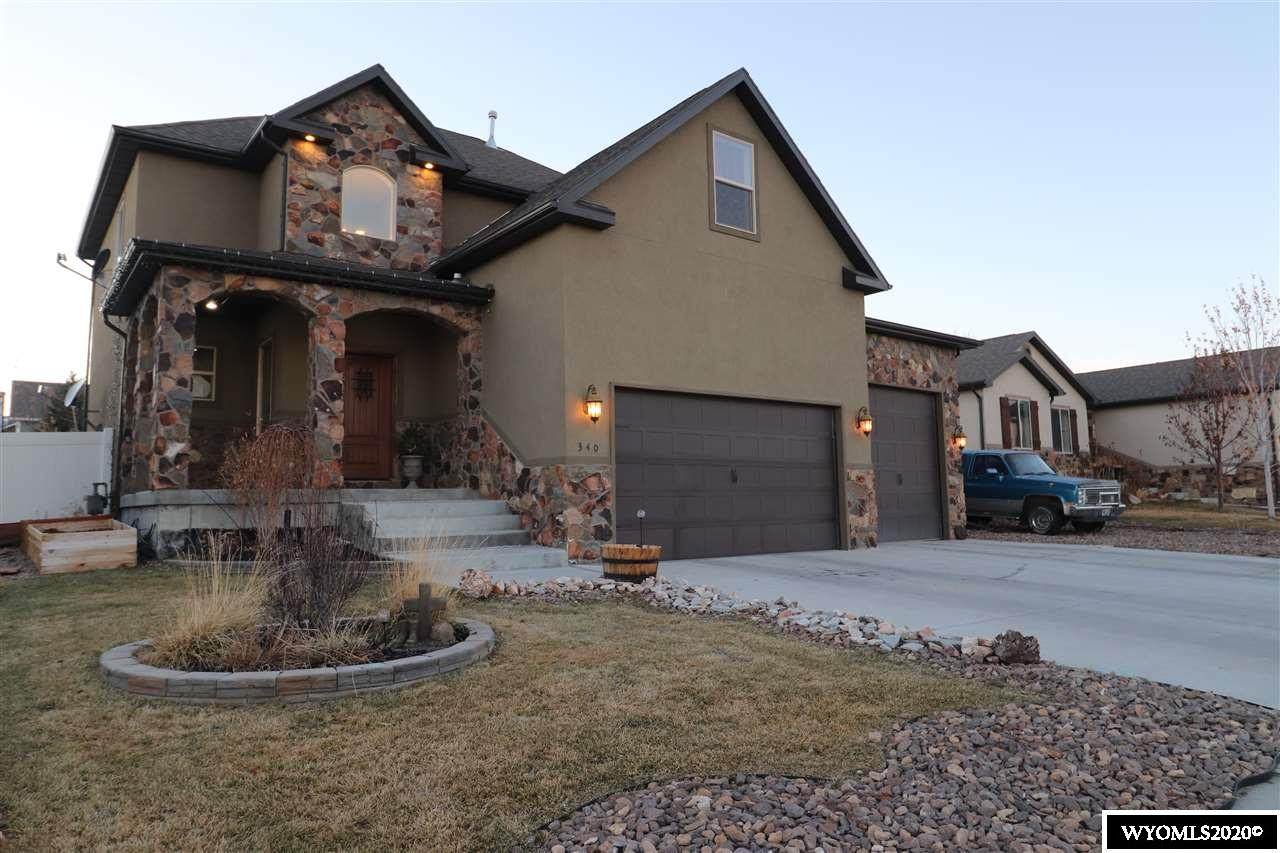 340 Flagstone Drive - Photo 1