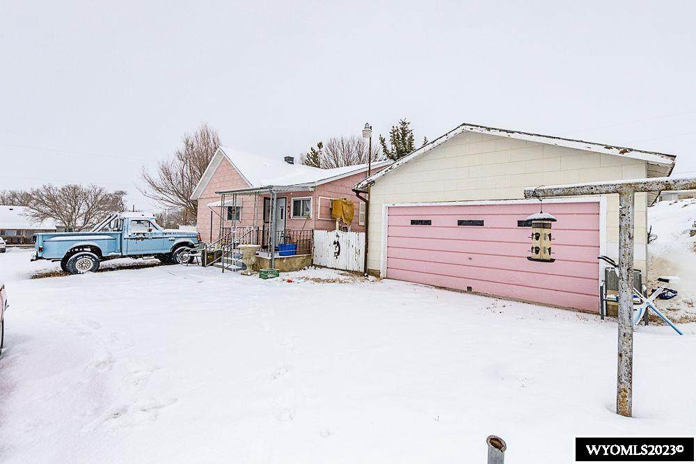 1500 Main St - Photo 1
