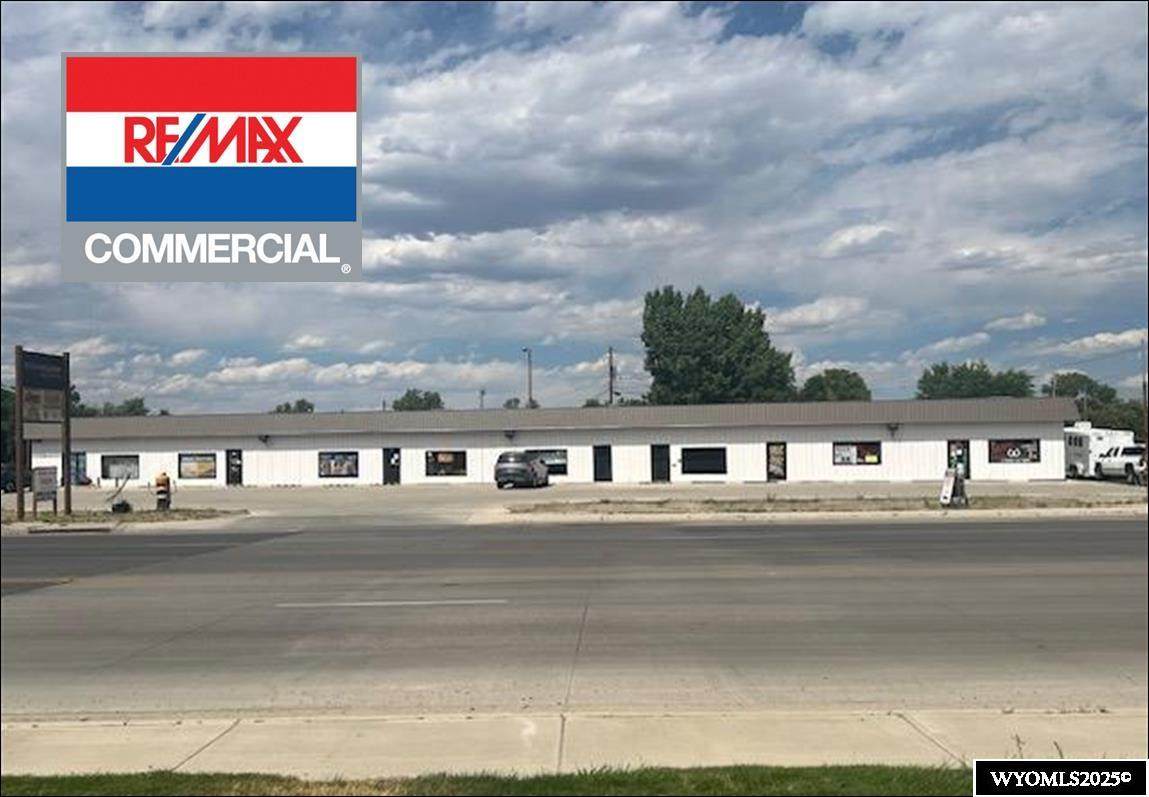 4648-4650 Yellowstone Highway - Photo 1