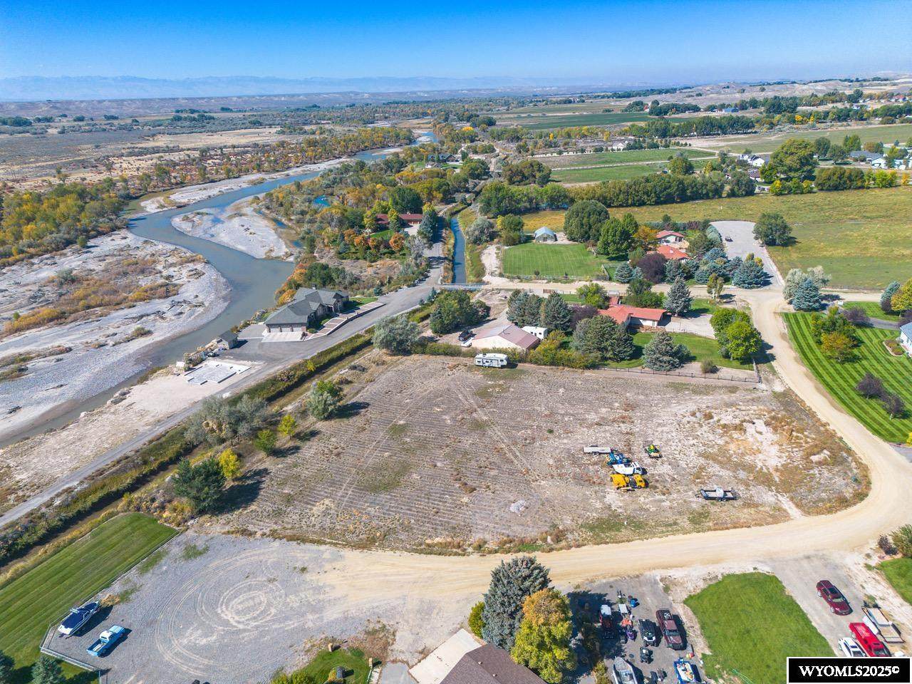 4599 Fairway Court East - Photo 1