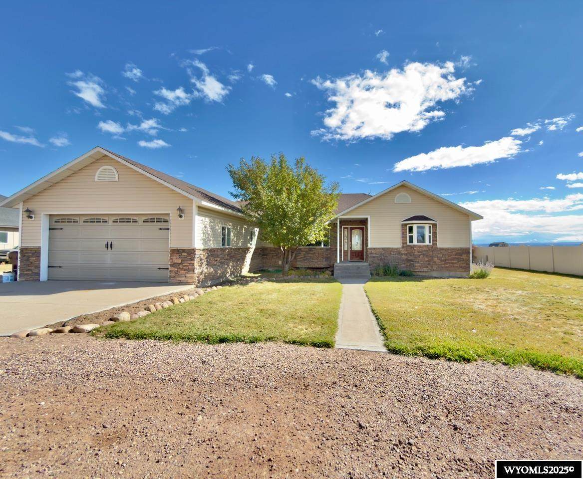 206 Prairie View Drive - Photo 1