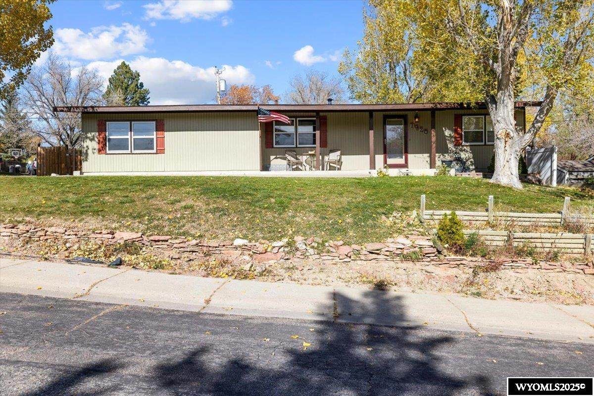 1920 Kingsboro Road - Photo 1