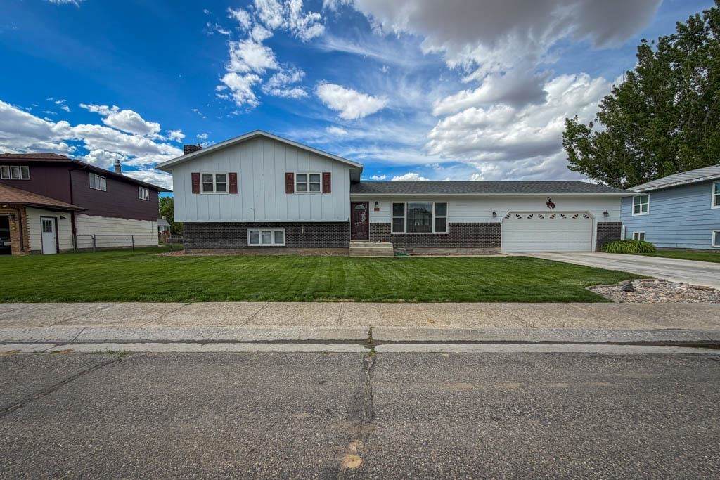 1831 Circle Road - Photo 1