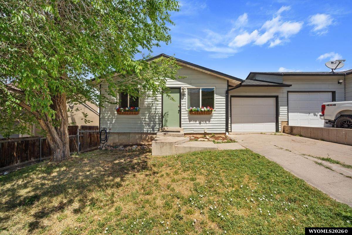 130 Hunt Avenue - Photo 1