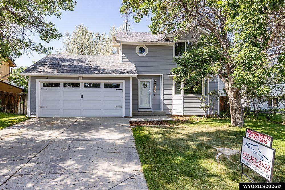 512 Dana Circle - Photo 1
