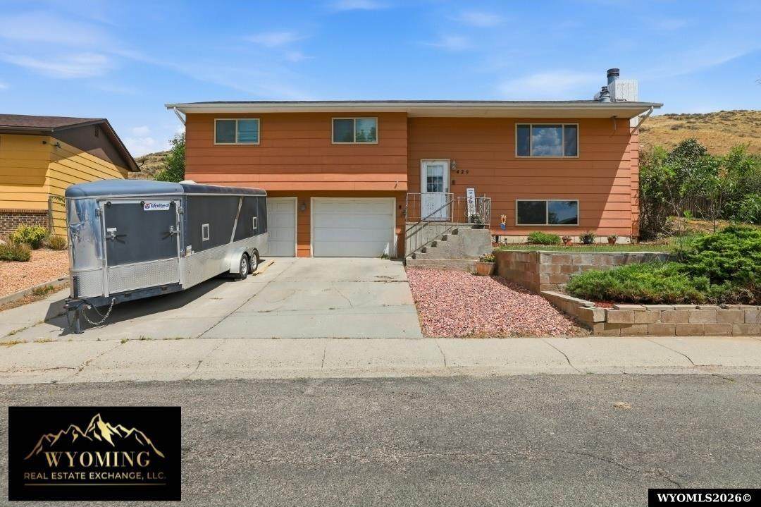 429 Oleander - Photo 1