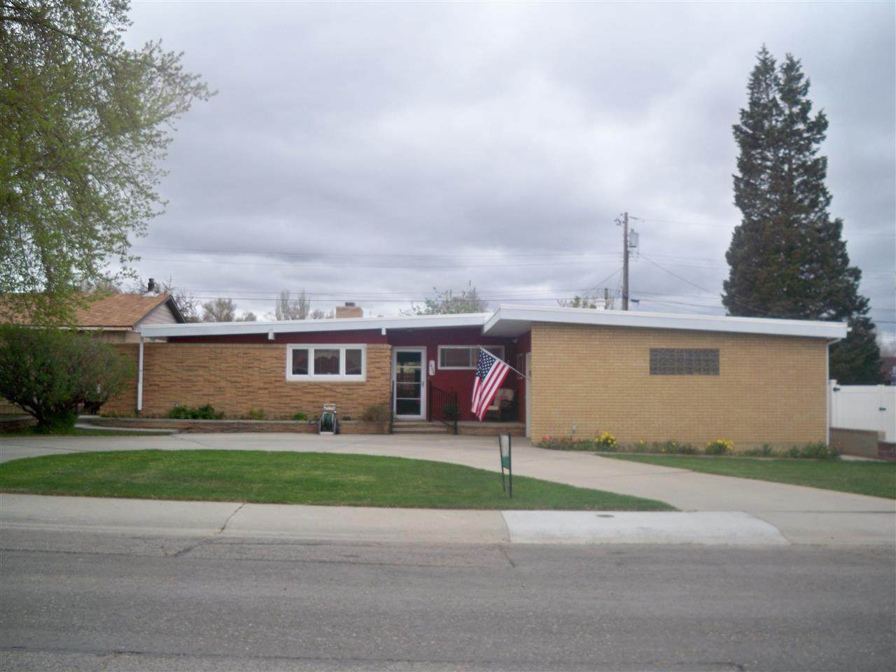 1404 Liberty Drive - Photo 1