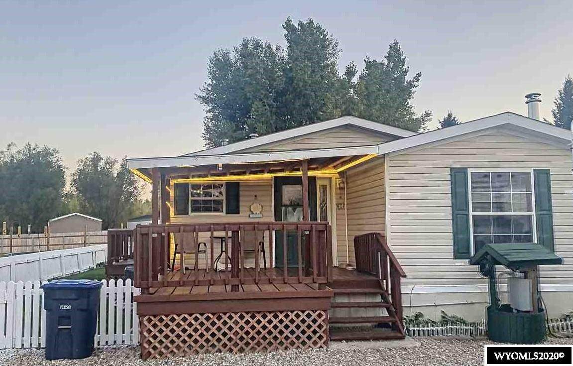 145 Flagstaff Way - Photo 1