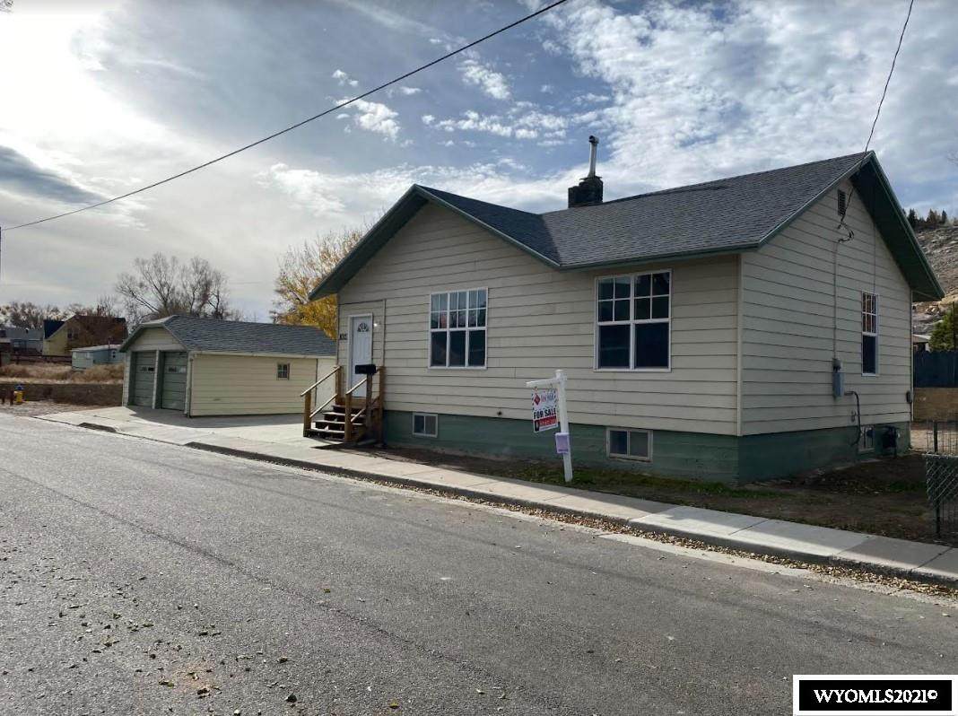830 West Street - Photo 1