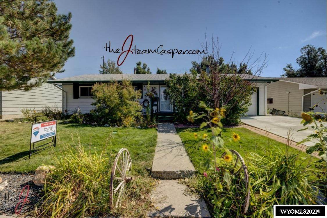 1825 Lennox - Photo 1