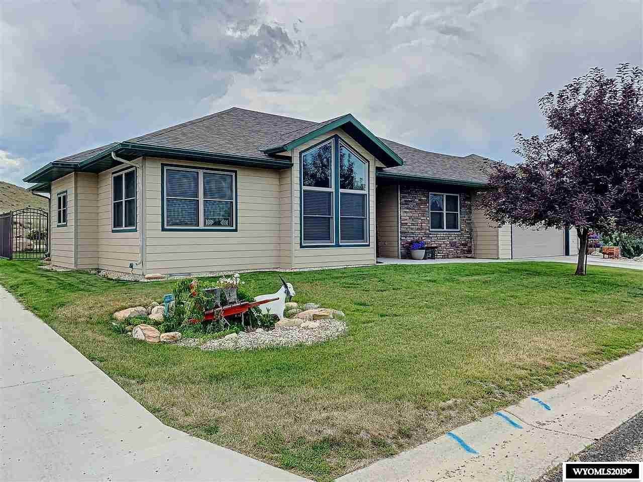 304 Juniper Street - Photo 1
