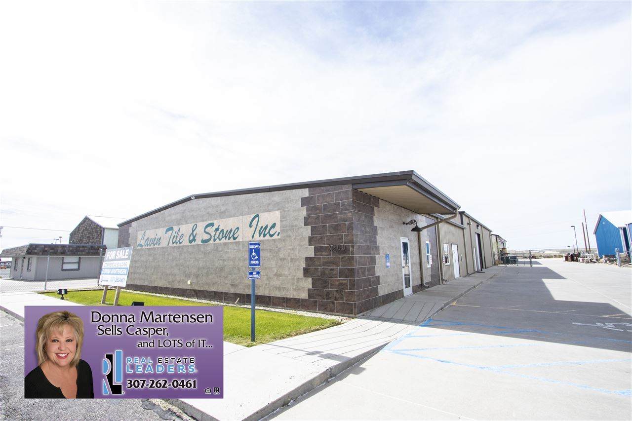 3300 Yellowstone Highway - Photo 1