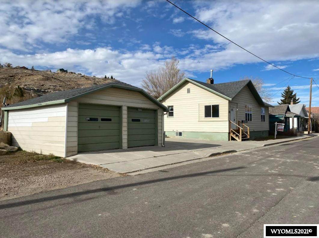 830 West Street - Photo 1