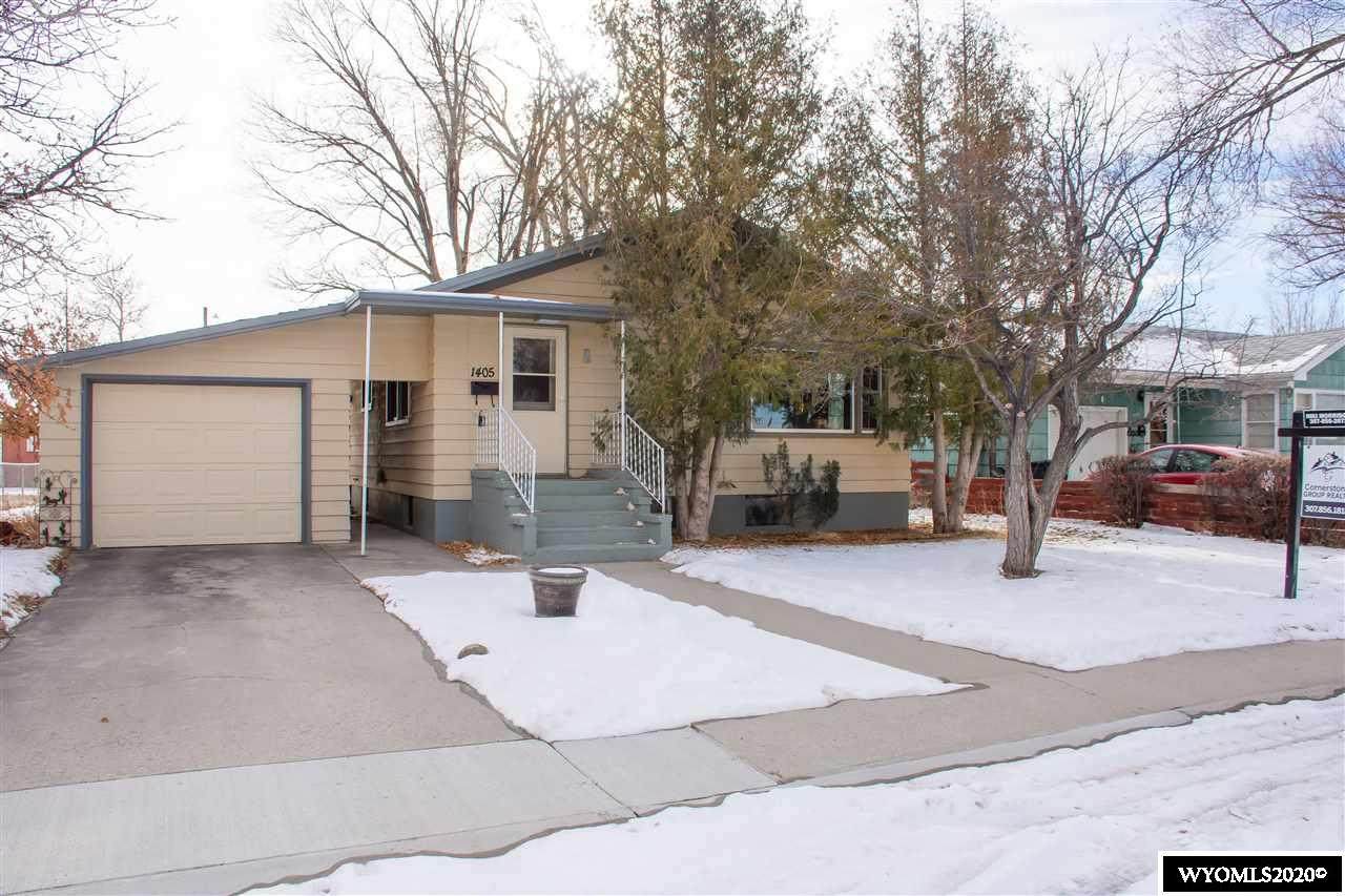 1405 Fremont Avenue - Photo 1