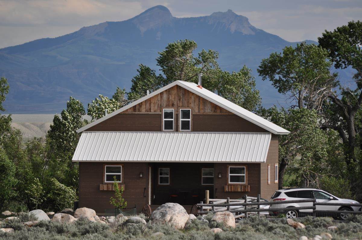https://bt-photos.global.ssl.fastly.net/wyoming/orig_boomver_8_20260964-2.jpg