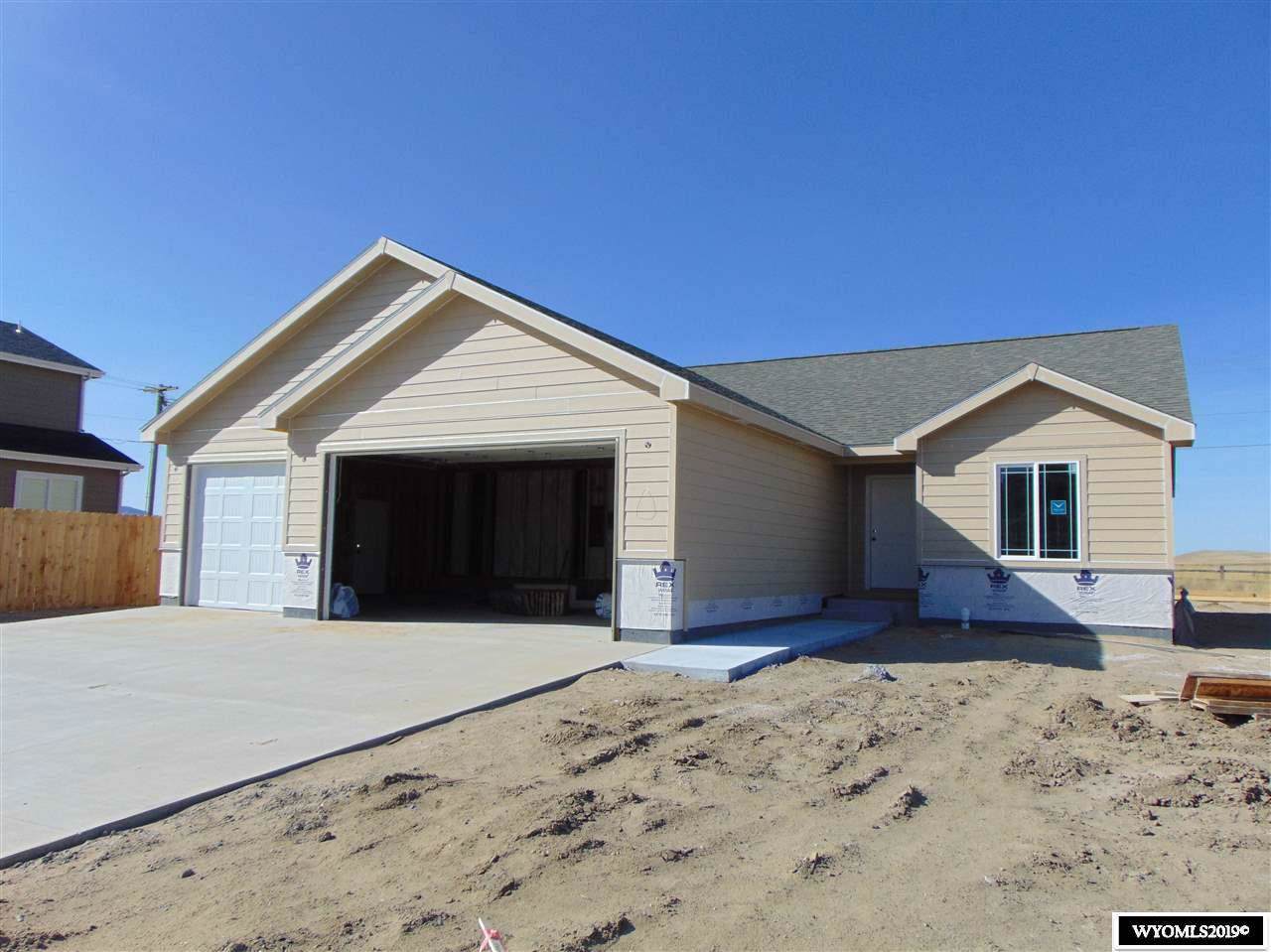 974 6th Avenue - Photo 1
