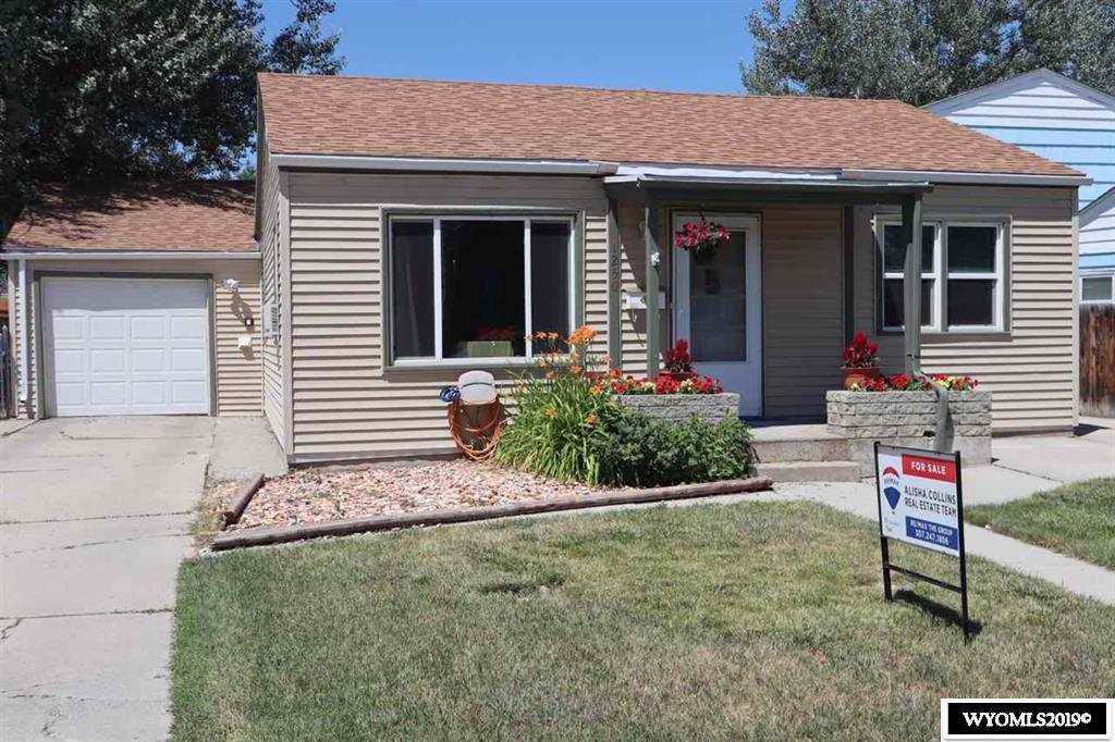 1250 Melrose - Photo 1