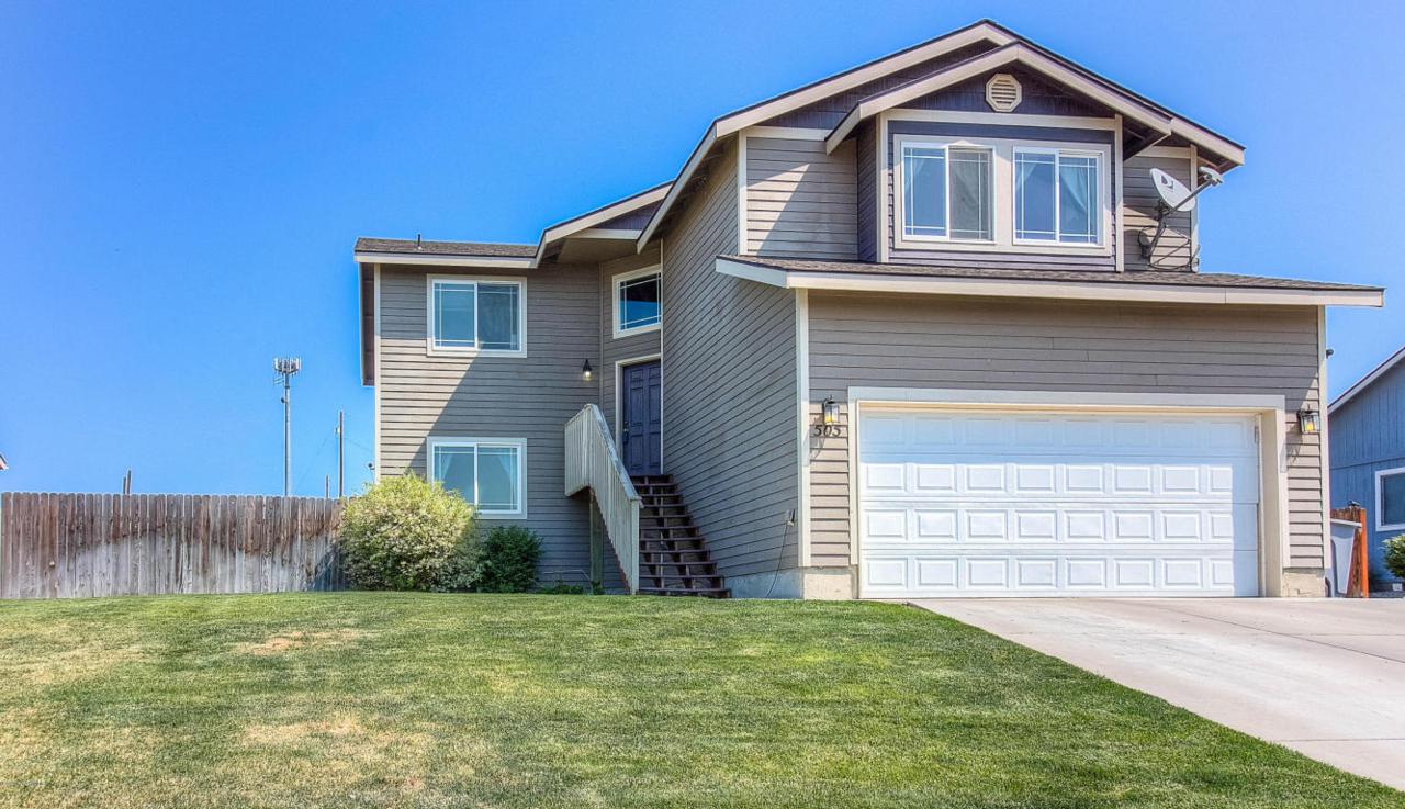 505 Virginia Ct - Photo 1