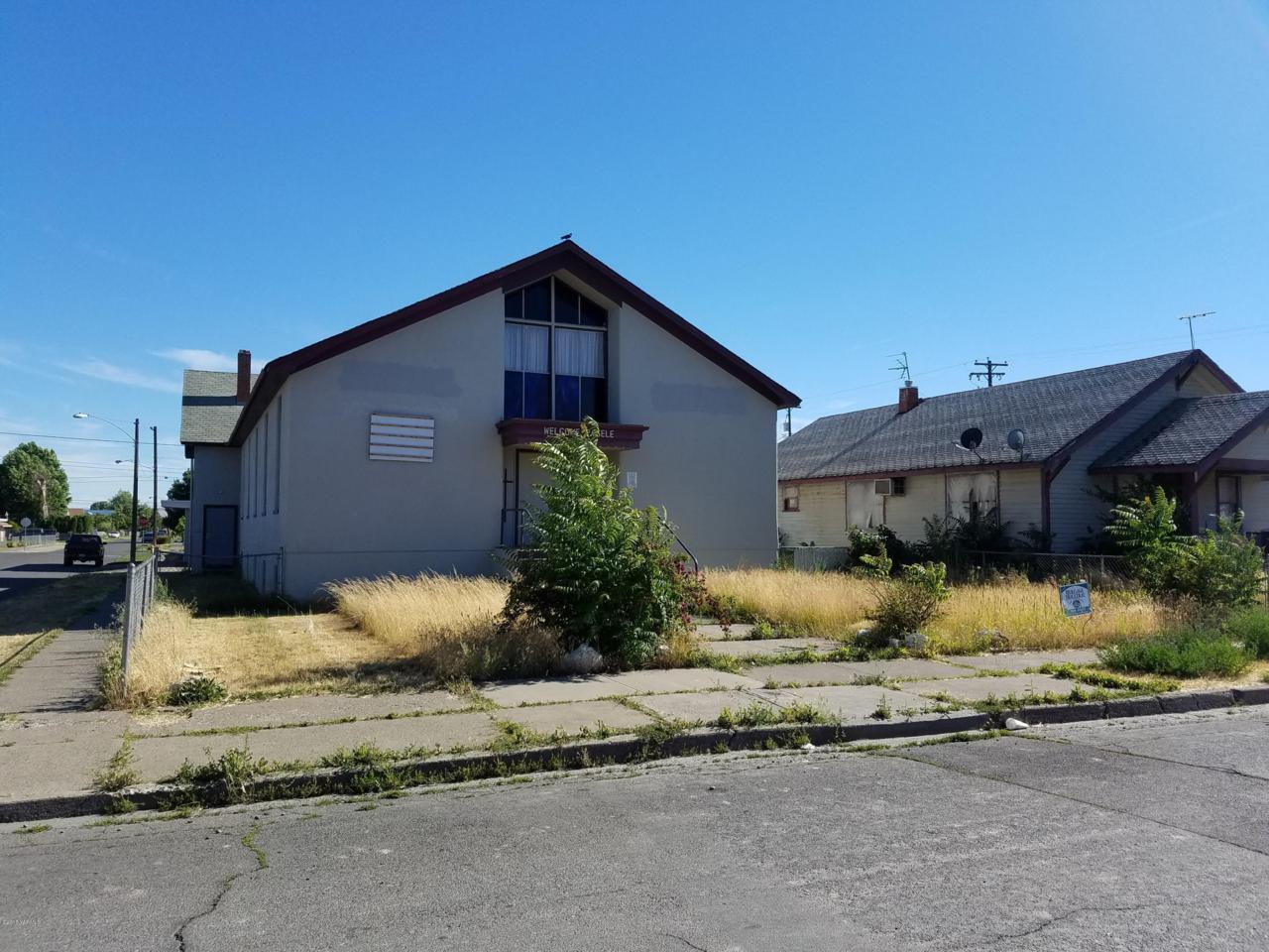 105 4th St - Photo 1